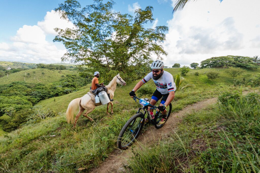 Mountain bike stage race singletrack La Leyenda Punta Cana